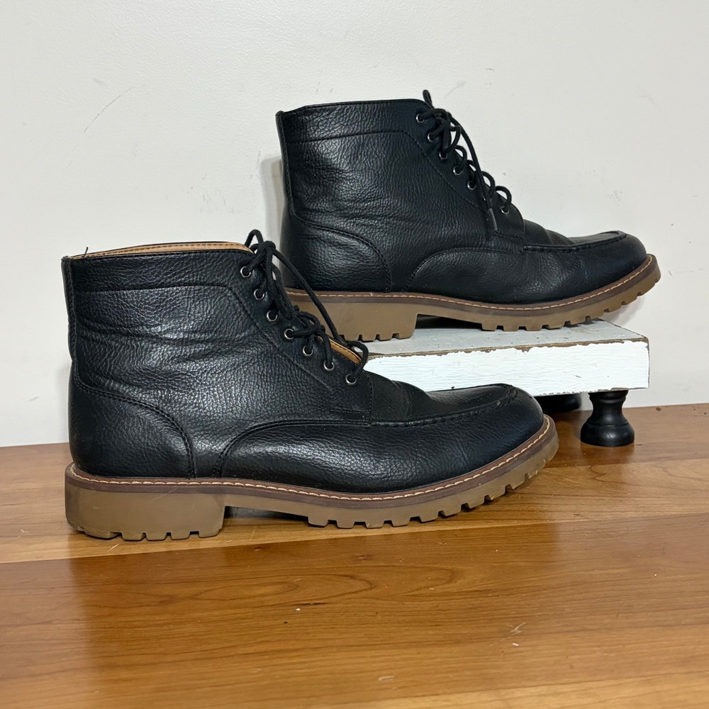 Steve Madden Hesone Mens Black Pebbled Moc Toe Lug Sole Boots WM911665 Size 9.5